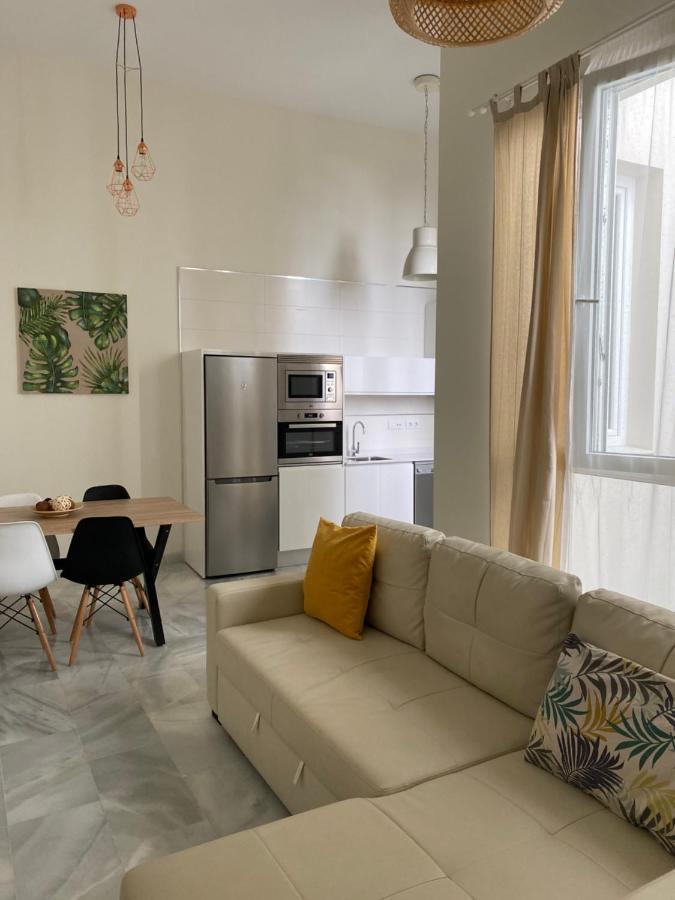Apartamento Nuevo En Casa Tipo Palacio Cadiz Exterior photo
