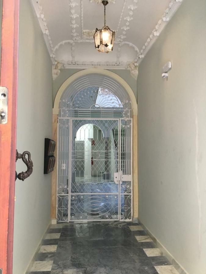 Apartamento Nuevo En Casa Tipo Palacio Cadiz Exterior photo