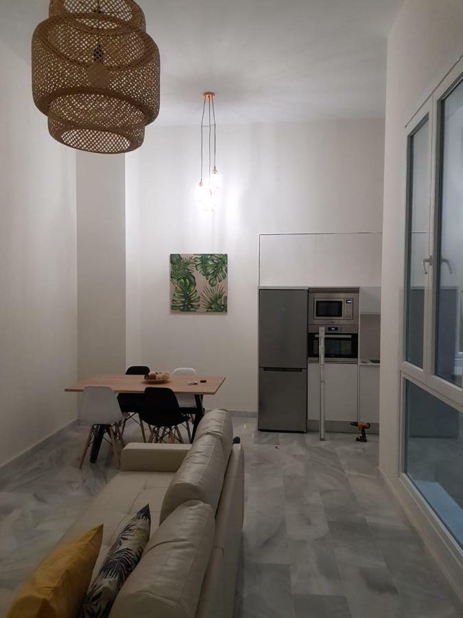 Apartamento Nuevo En Casa Tipo Palacio Cadiz Exterior photo